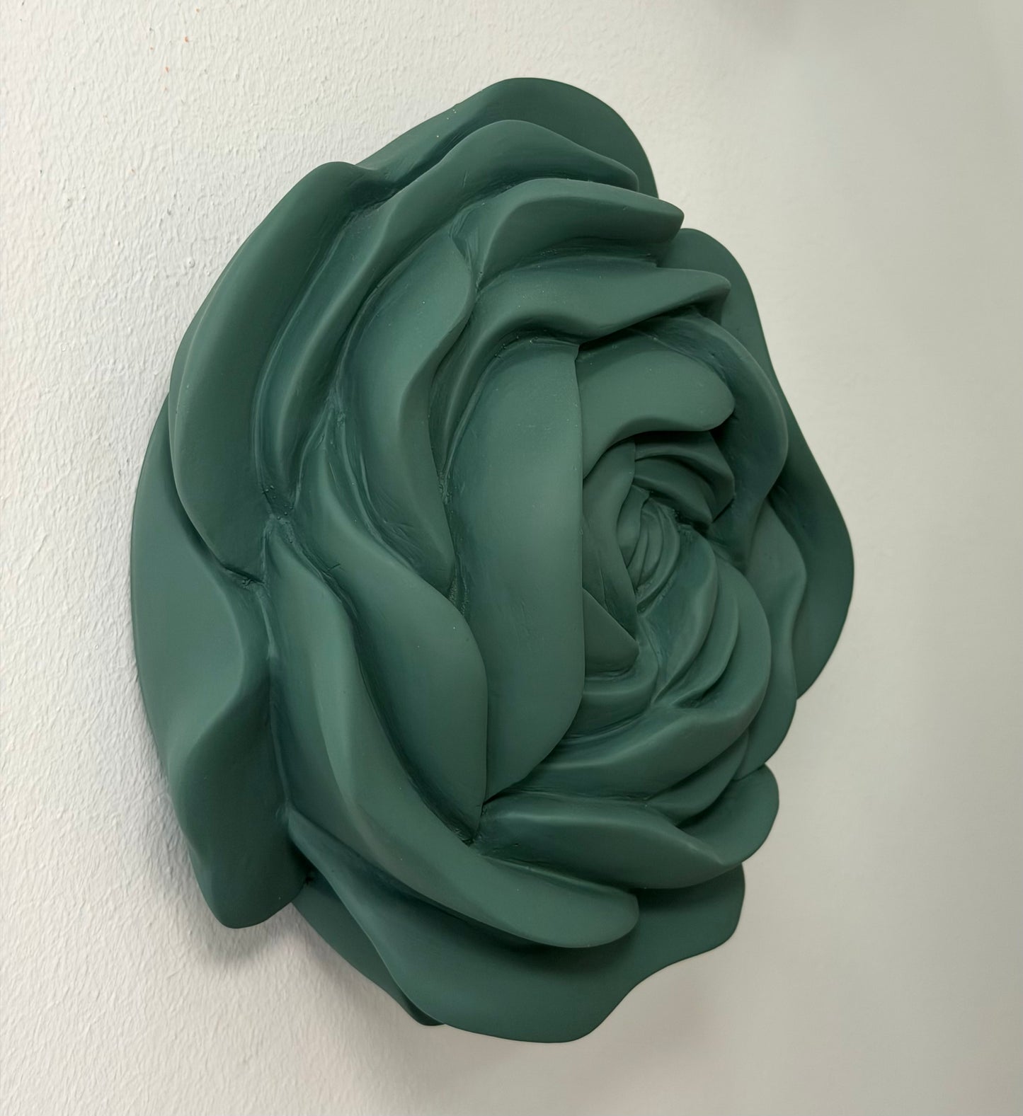 Iva Viana | Rosa em verde escuro