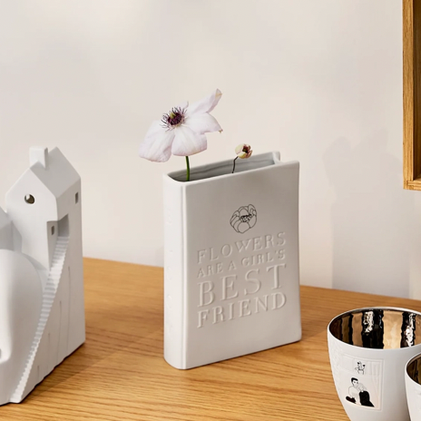 Jarra livro | Flowers are a girl’s best friend