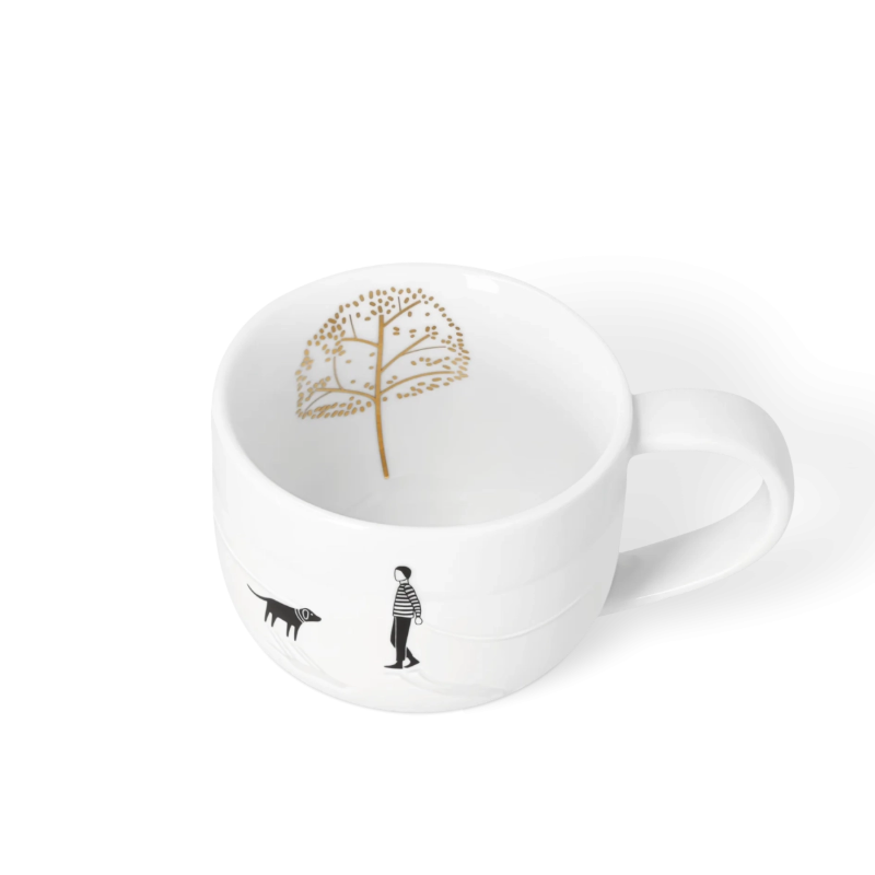 Caneca | homem a passear o cão