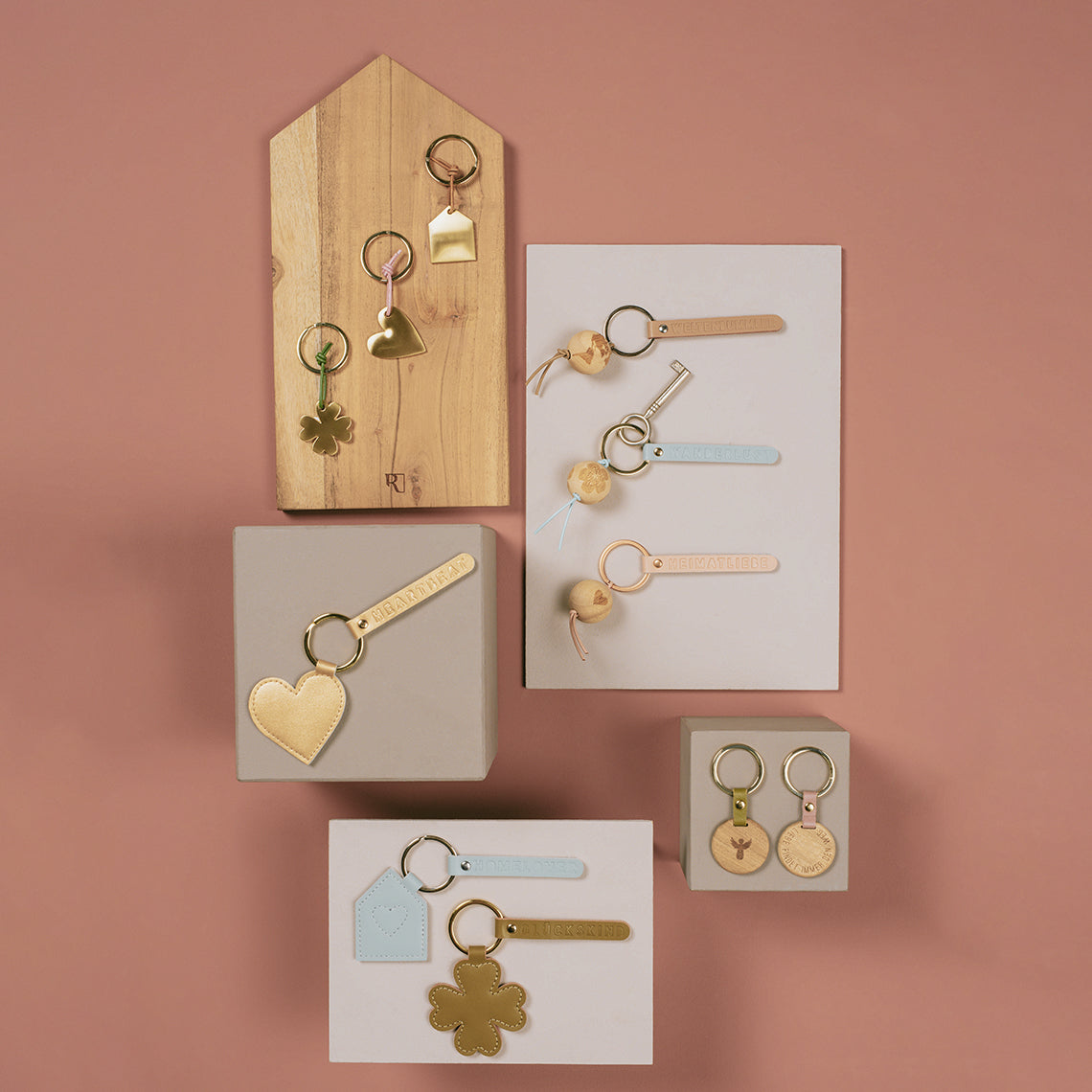 Porta chaves dourado | Trevo da sorte com fita em verde