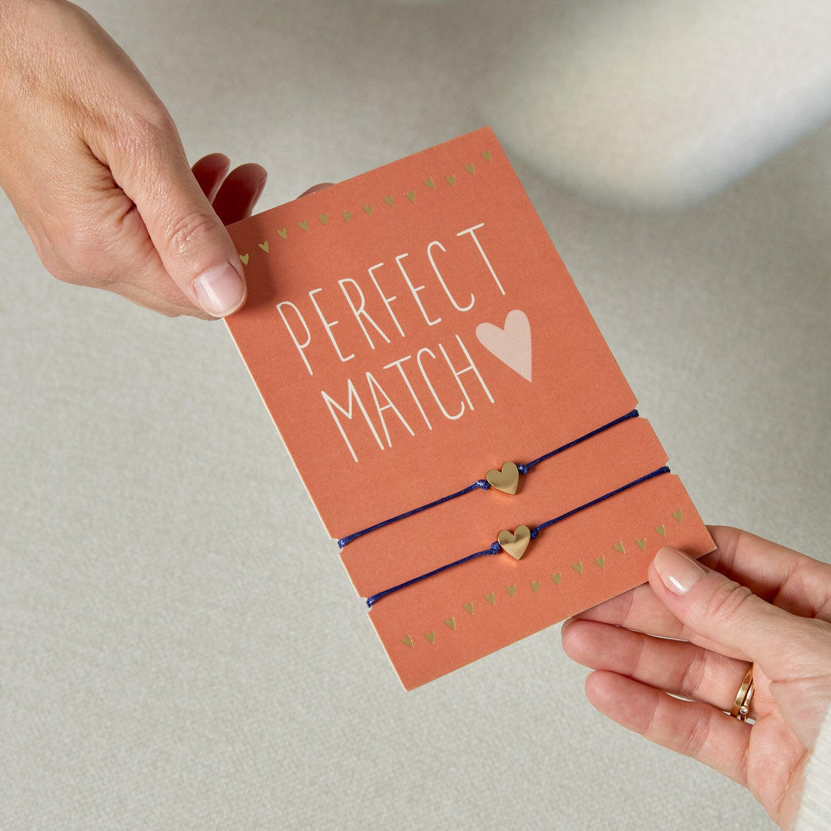 Perfect Match | 2 pulseiras com coração