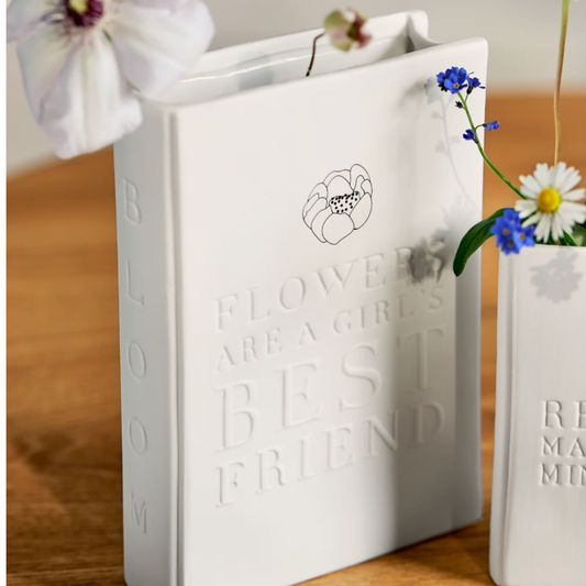 Jarra livro | Flowers are a girl’s best friend