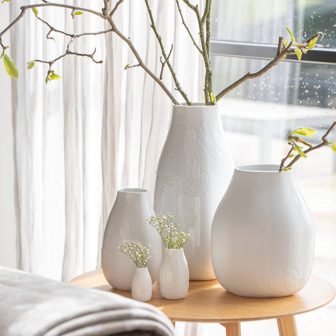 Jarra larga forma livre- “Felicidade” em 5 idiomas