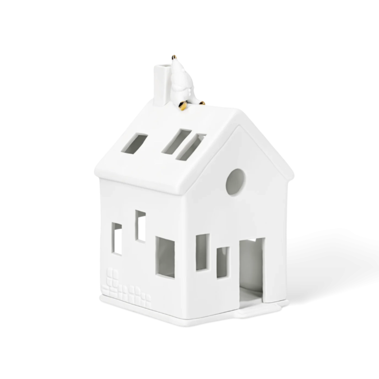 Casa de luz | Pai Natal sentado à espera do Rodolfo