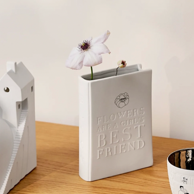 Jarra livro | Flowers are a girl’s best friend
