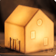 Casa de luz | Candeeiro led casa dos livros