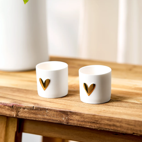 Conjunto de dois copos para velas | Coração dourado